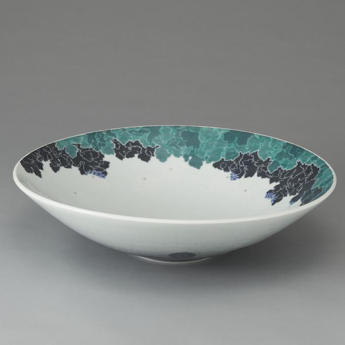 色絵雪花墨色墨はじき菊文鉢