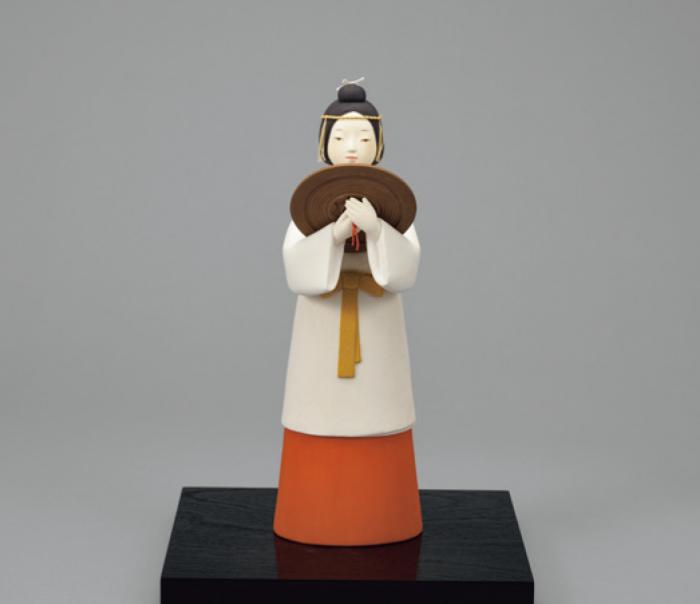 陶胎彩色「巫女王」