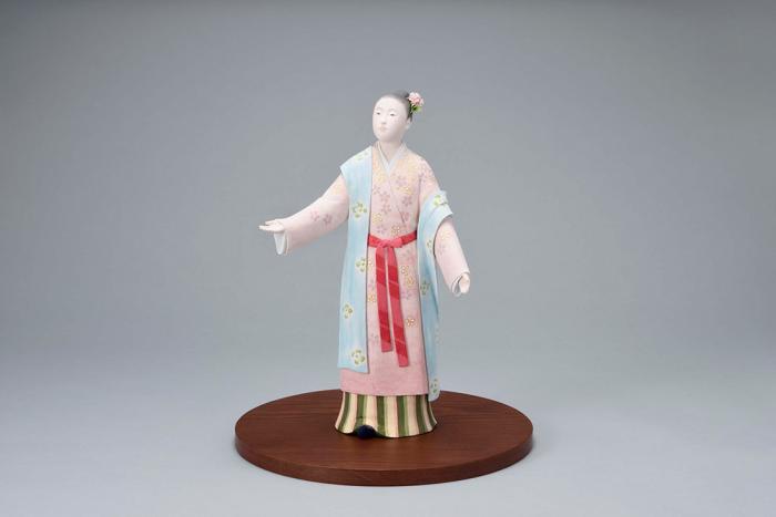 陶彫彩色「花の春」