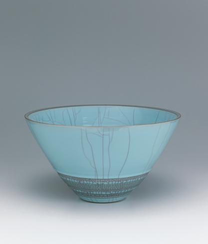 青瓷輪刻彫鉢