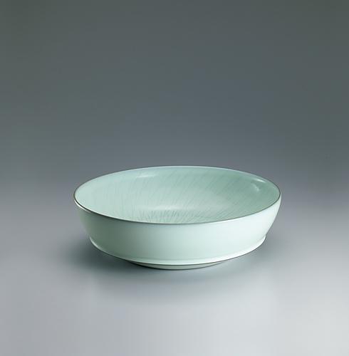 中野月白瓷鉋文鉢