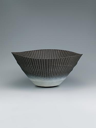 彩陶象嵌鉢