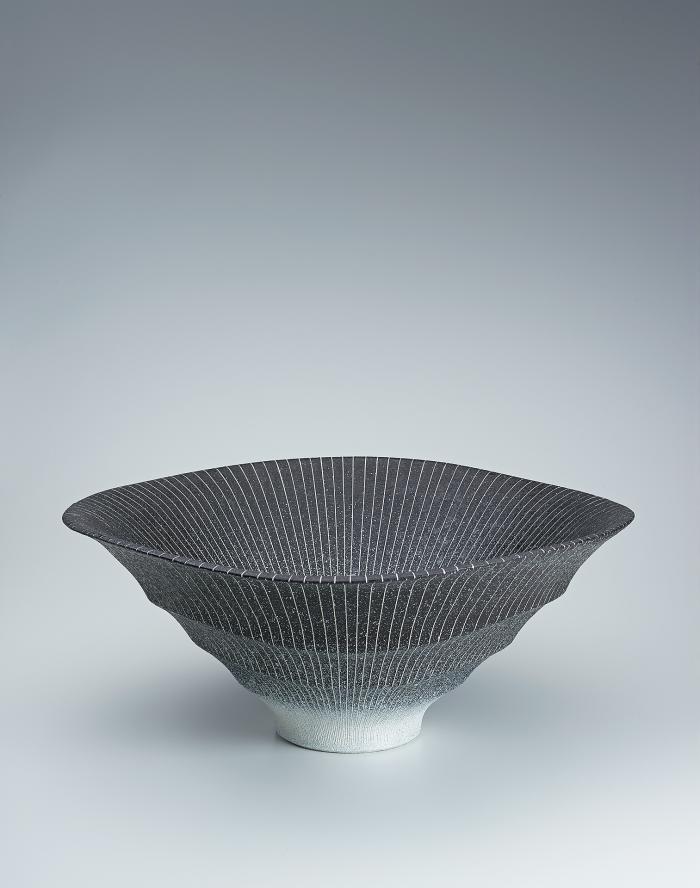 彩陶象嵌鉢「水月」