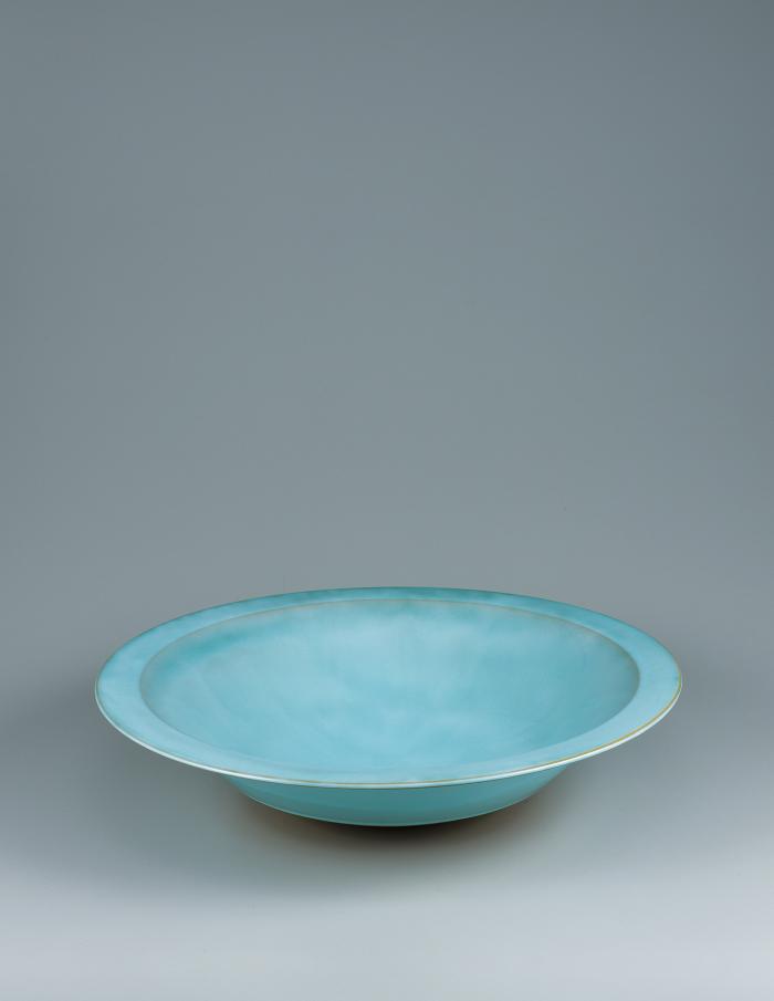 淡青釉鉢