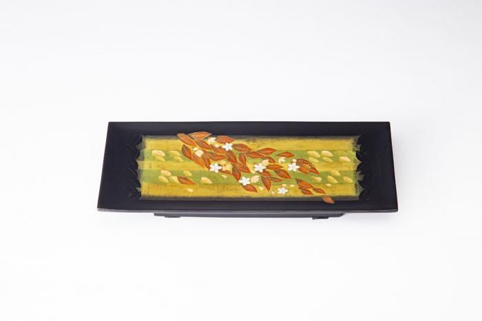 乾漆蒟醬螺鈿春山文盛器