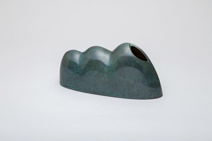 鋳銅花挿「青い山」