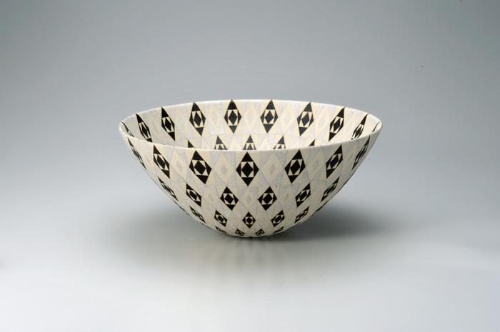 銀彩陶鉢