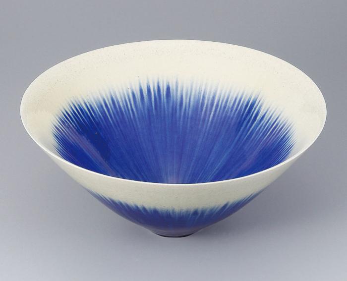 藍彩鉢