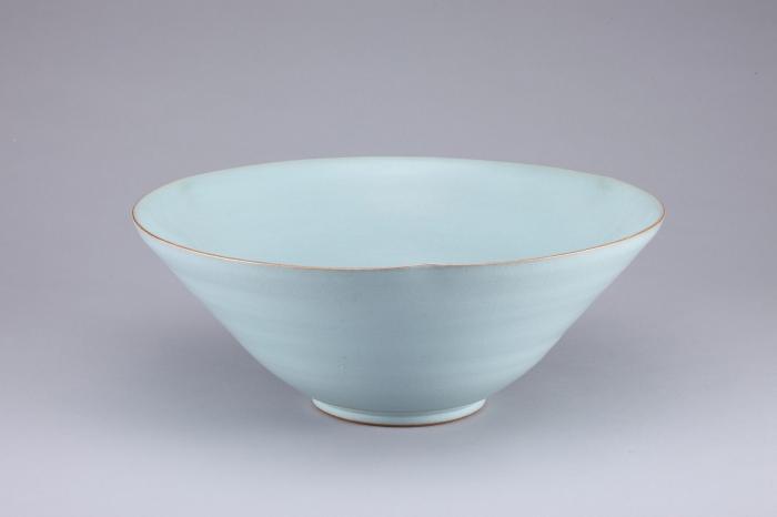 青瓷鉢