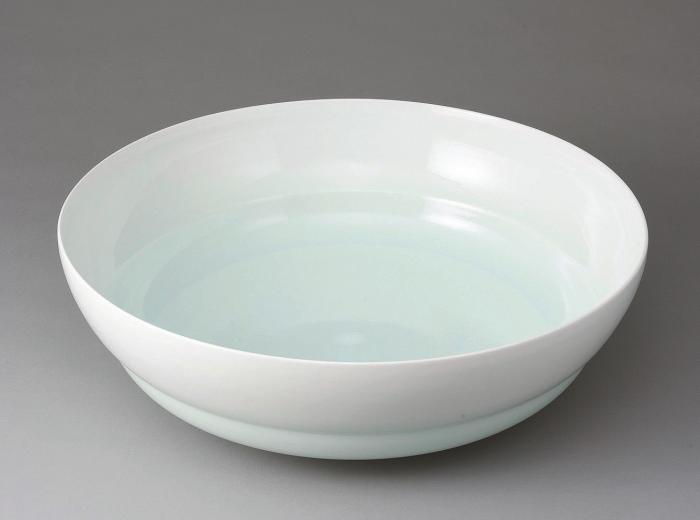 卵白釉瓷鉢