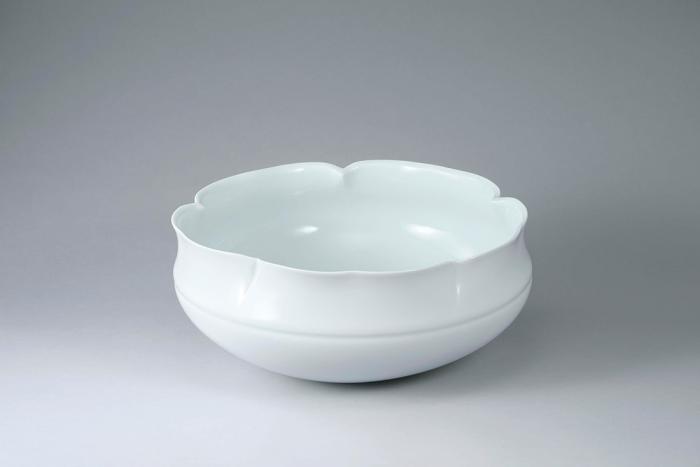 青白磁花形鉢